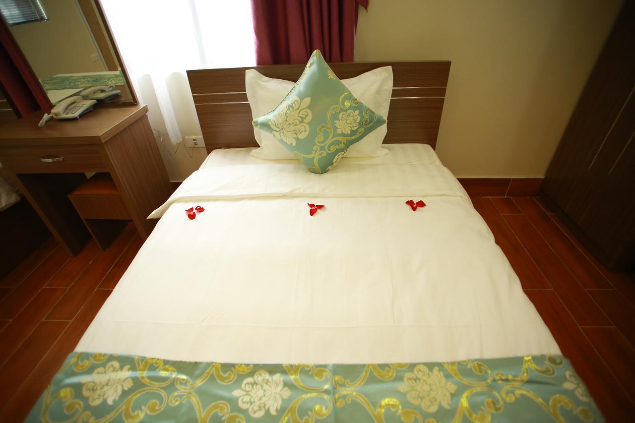 Family Airport Hotel Thach Loi Экстерьер фото