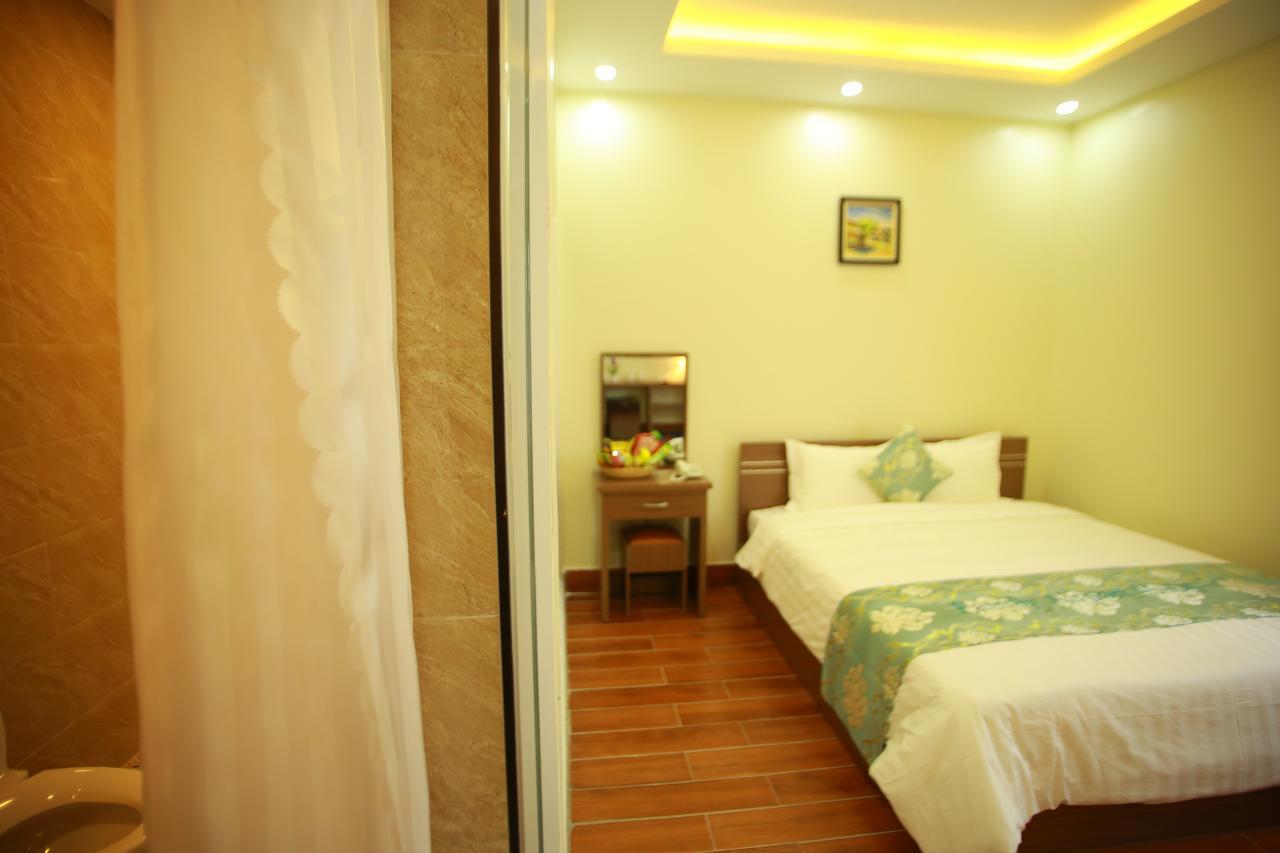 Family Airport Hotel Thach Loi Экстерьер фото